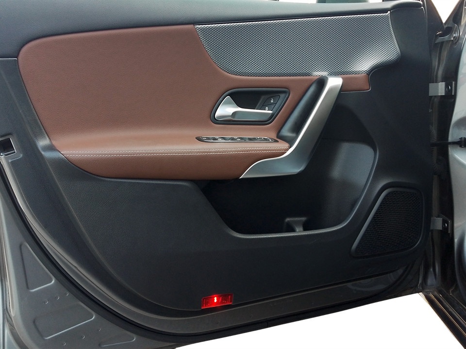 MERCEDES Classe A A 180 d Sport Extra auto Diesel usato - 7