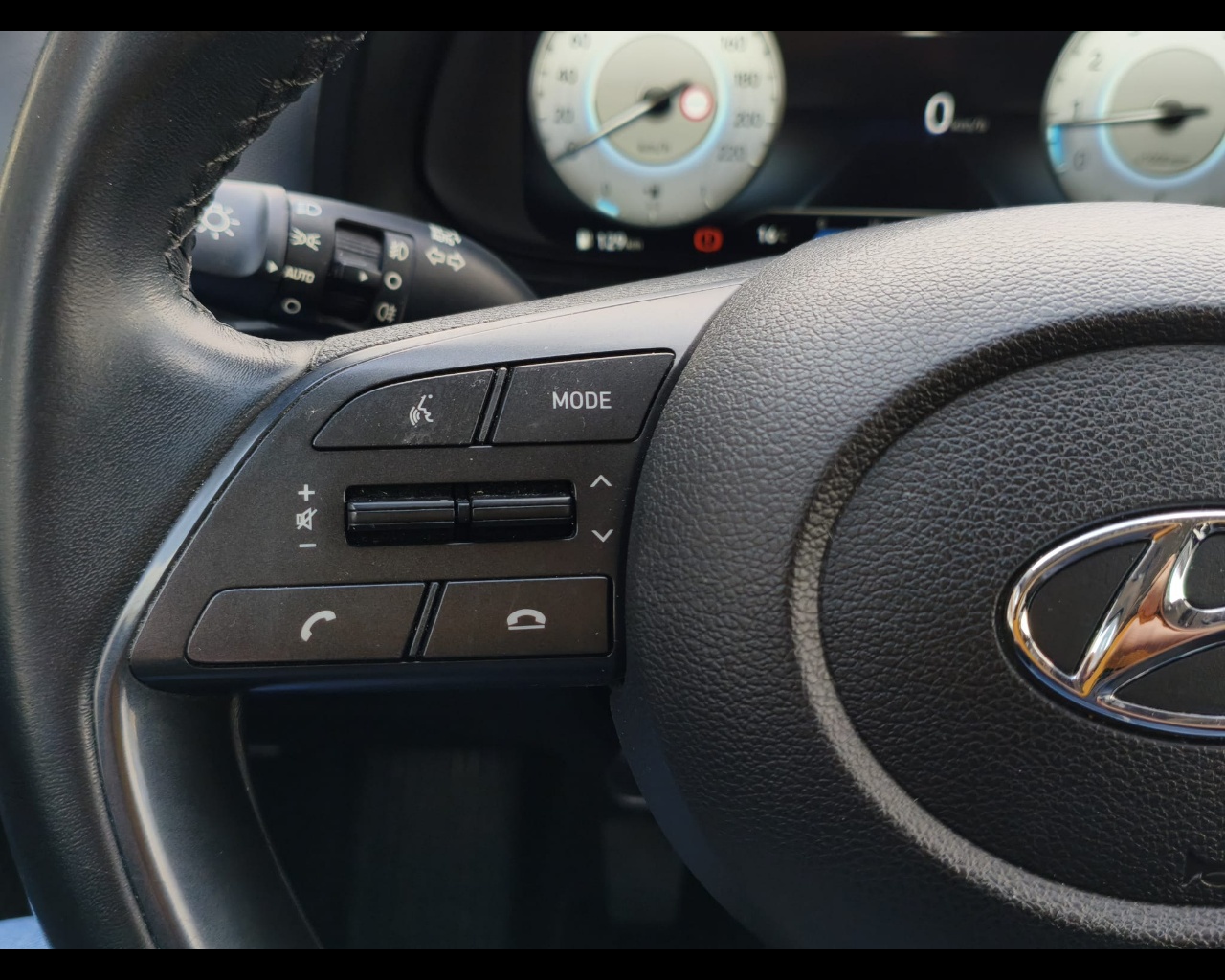 Foto HYUNDAI i20 1.2 mpi Connectline Exterior Pack