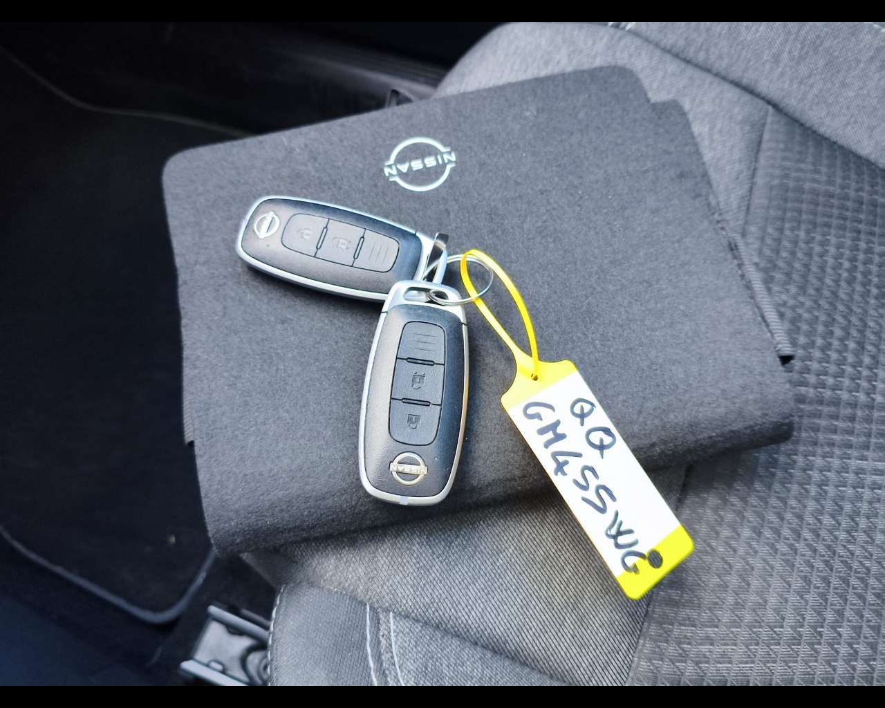 Foto NISSAN Qashqai 1.3 mhev N-Connecta 2wd 140cv