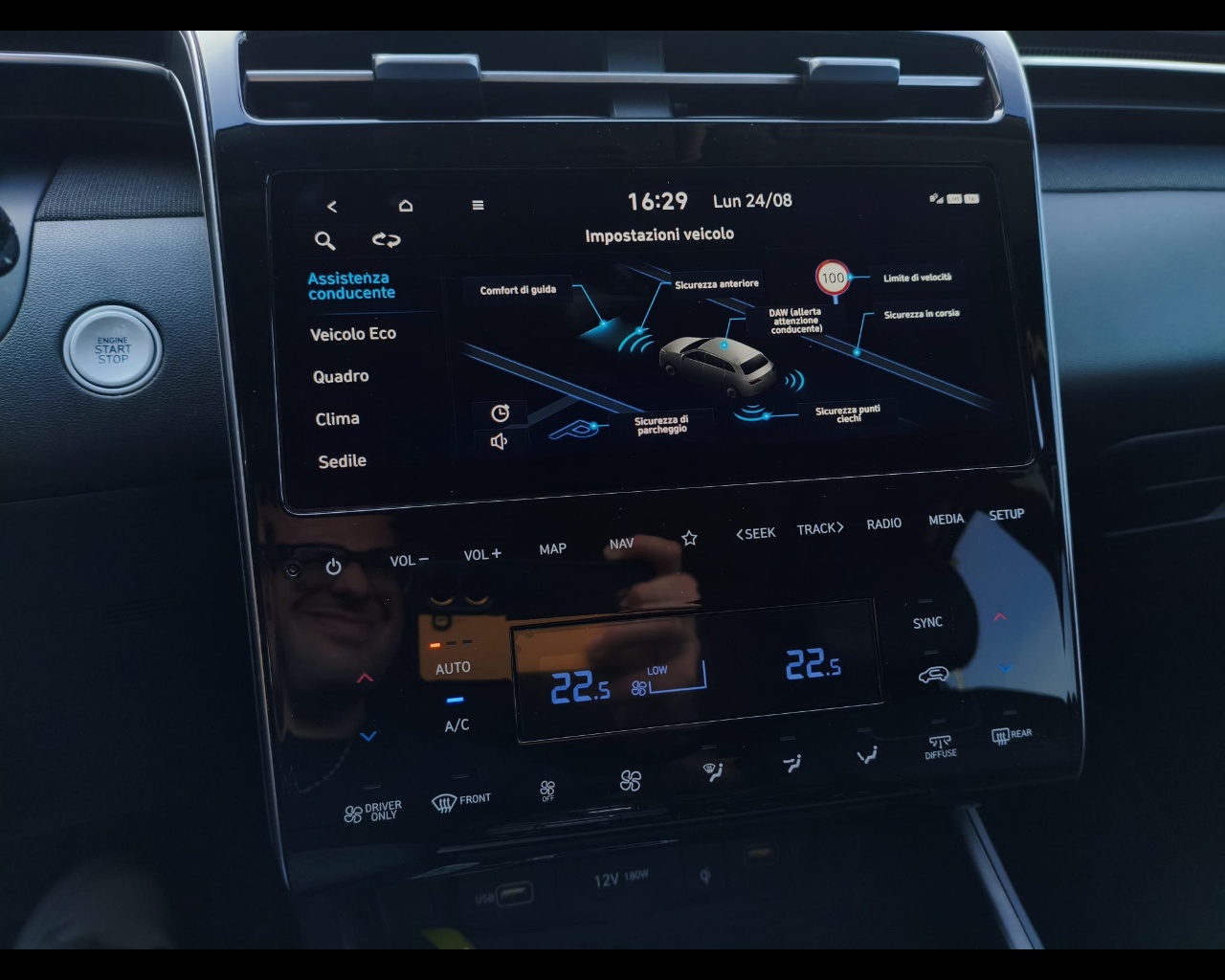 Foto HYUNDAI Tucson 1.6 phev Exellence Lounge Pack 4wd 265cv auto