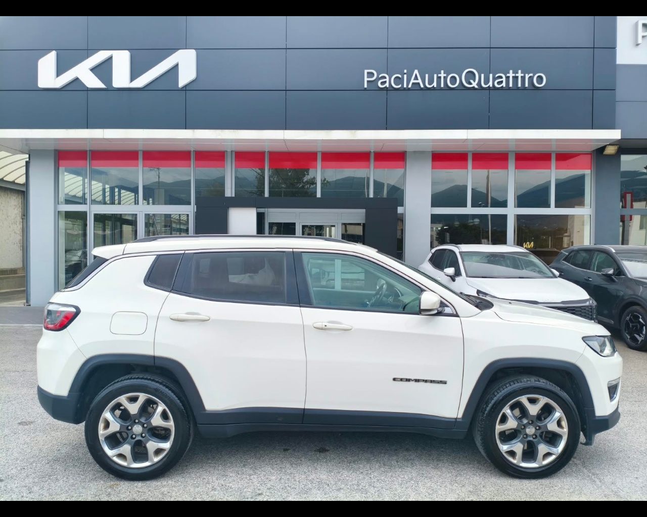 Foto JEEP Compass 2.0 mjt Limited 4wd 140cv