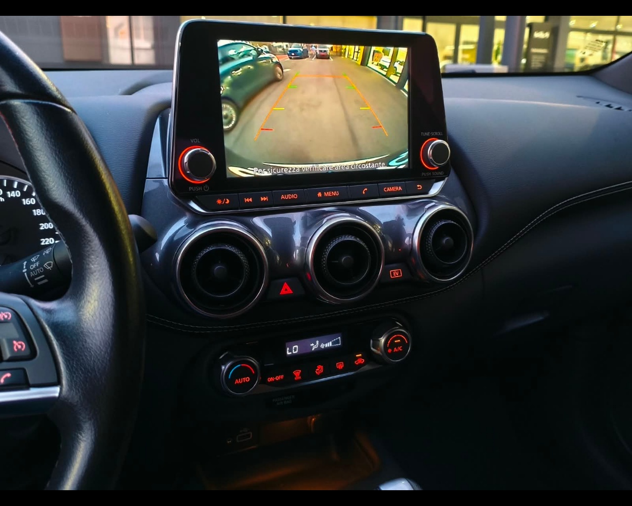 Foto NISSAN Juke 1.6 hev N-Connecta