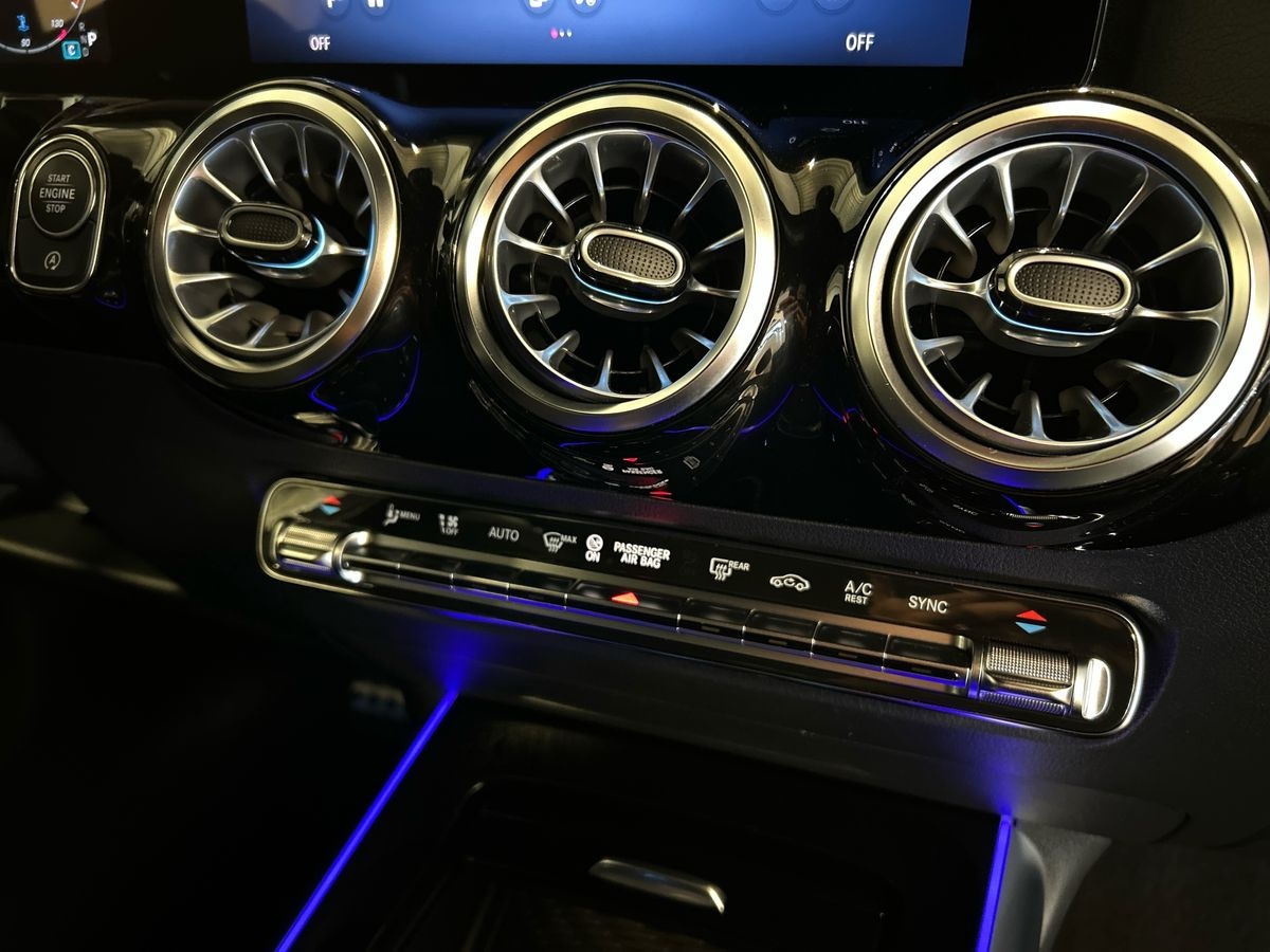 Mercedes GLA GLA 200 D AMG Line Advanced Plus 4Matic 8G-DCT - 14