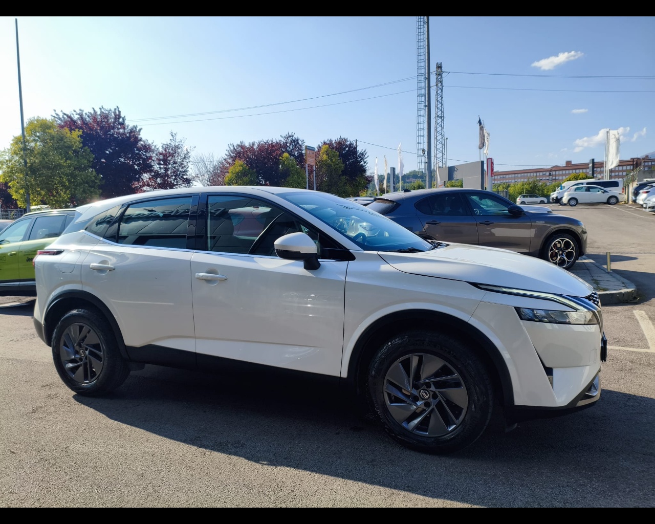 Foto NISSAN Qashqai 1.3 mhev Acenta 2wd 140cv
