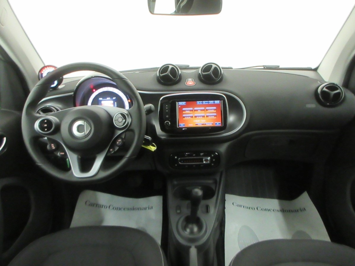 smart fortwo fortwo coupe EQ Passion - 15