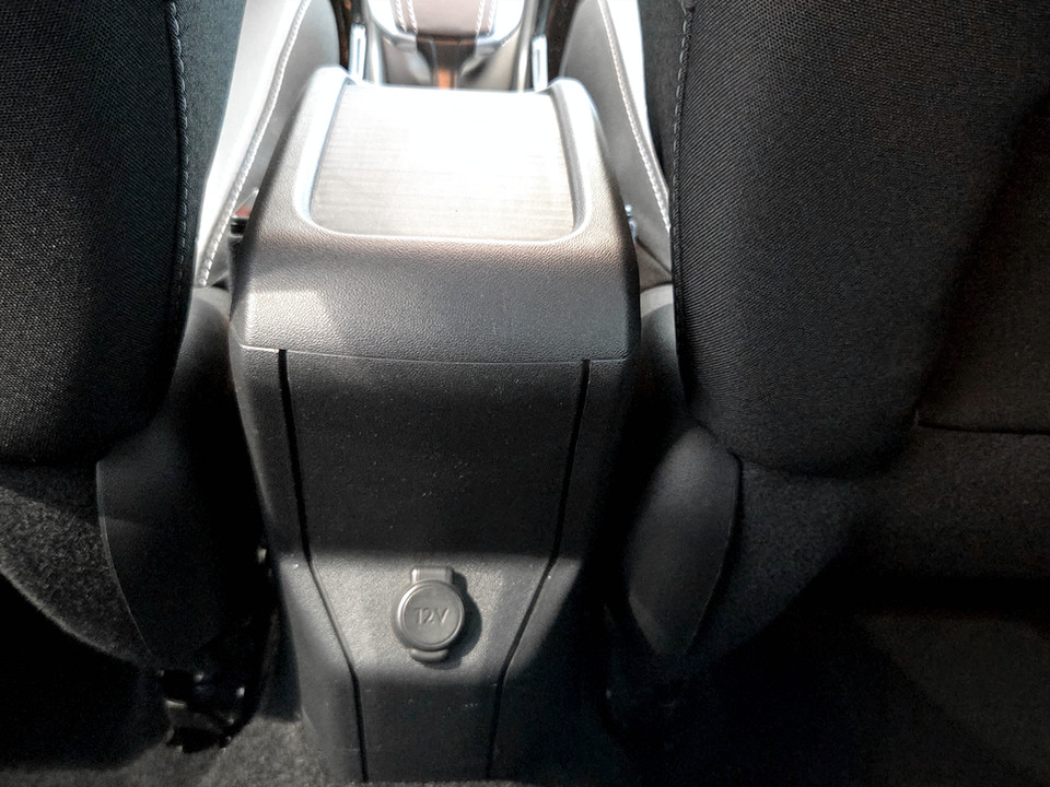 PEUGEOT 2008 1.2 puretech 12v Allure 82cv E6 Benzina usato - 17