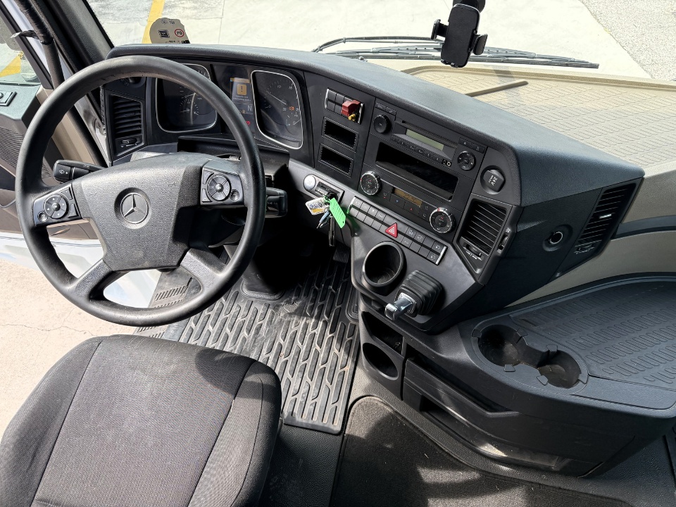 MERCEDES ACTROS 18.45 ADR AT-FL-OX-EX-/II-EX/III