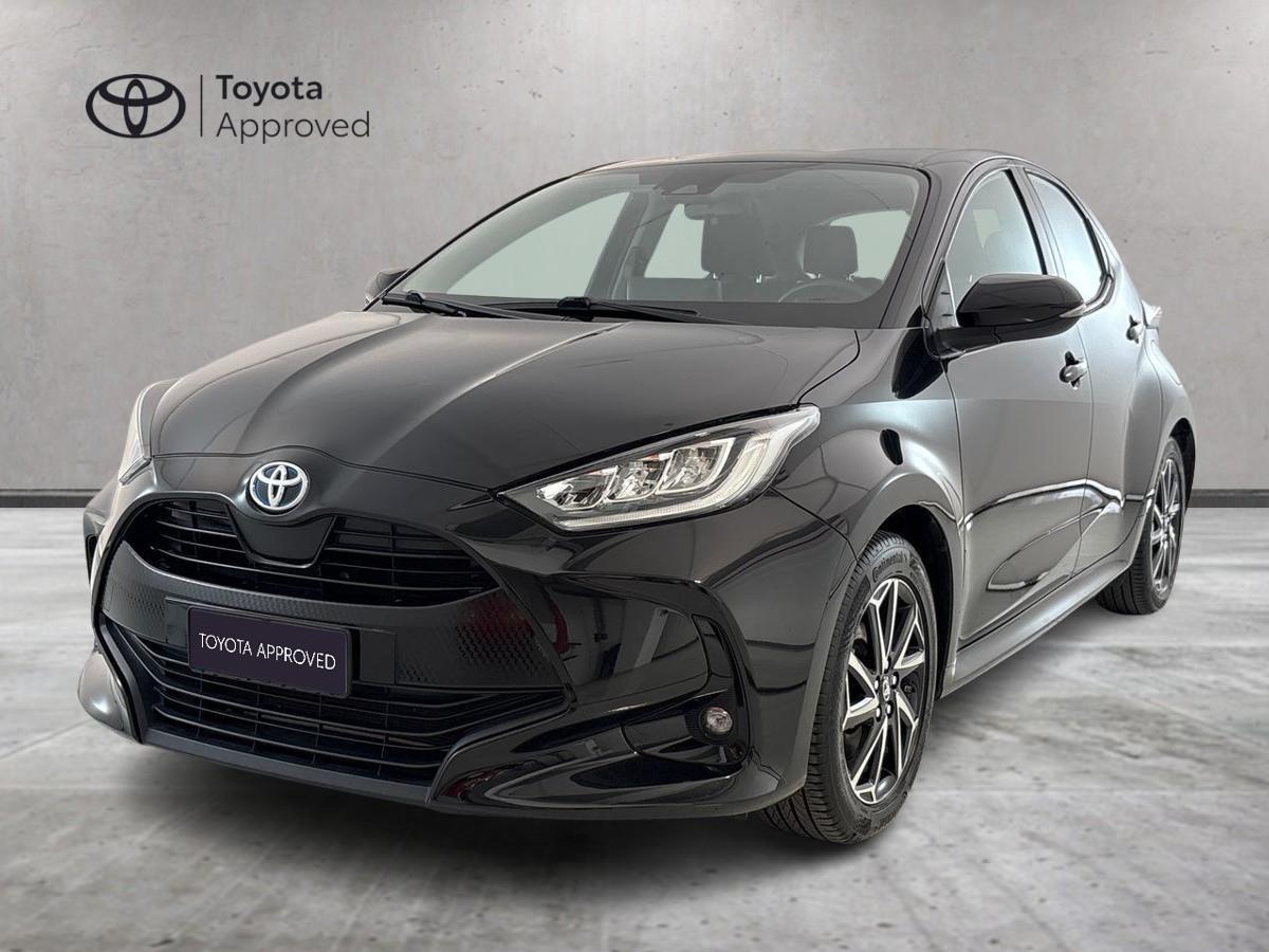 Foto veicolo TOYOTA Yaris IV 2020 Yaris IV 2020 - Yaris 1.5h Trend Elettrica/Benzina