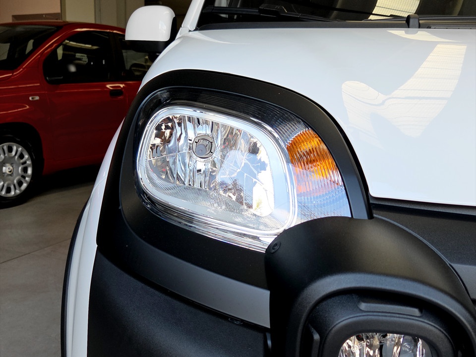 FIAT Panda Pandina 1.0 65cv Hybrid Cross Ibrida km0 - 20