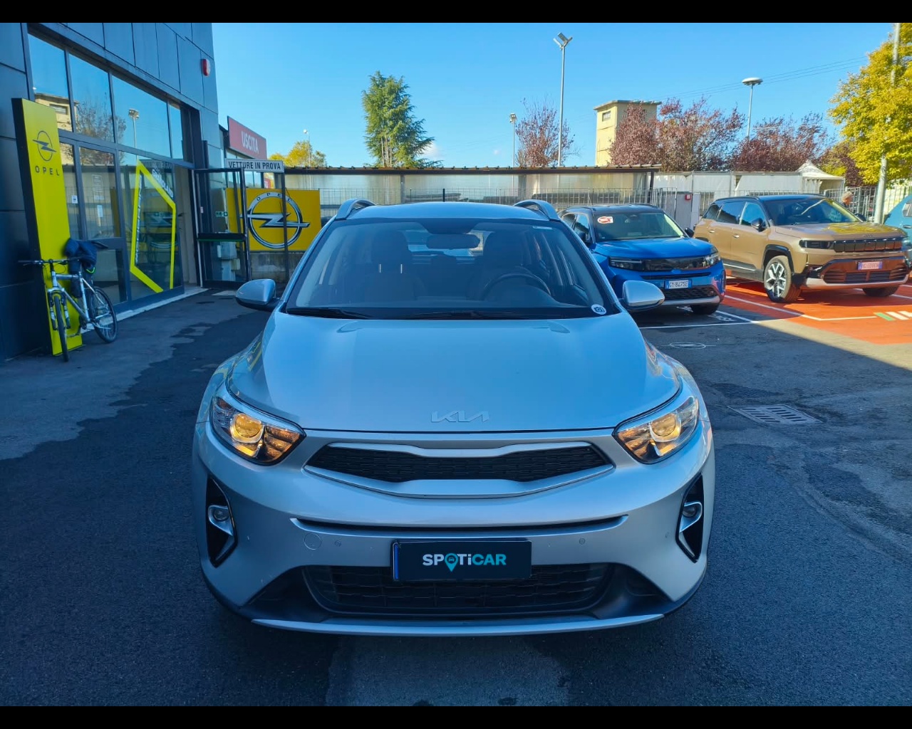 Foto KIA Stonic 1.2 Urban ecogpl 82cv