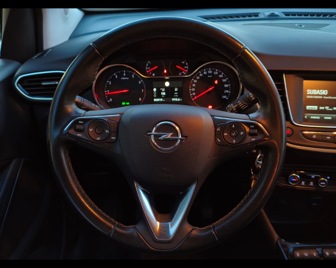 Foto OPEL Crossland 1.2 Elegance s&s 83cv