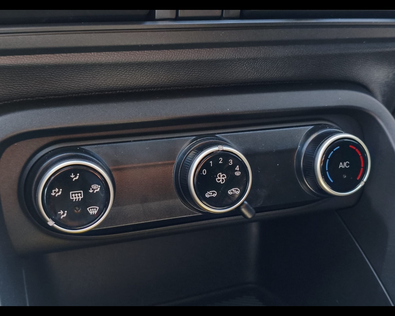 Foto CITROEN C3 1.2 puretech You 100cv s&s