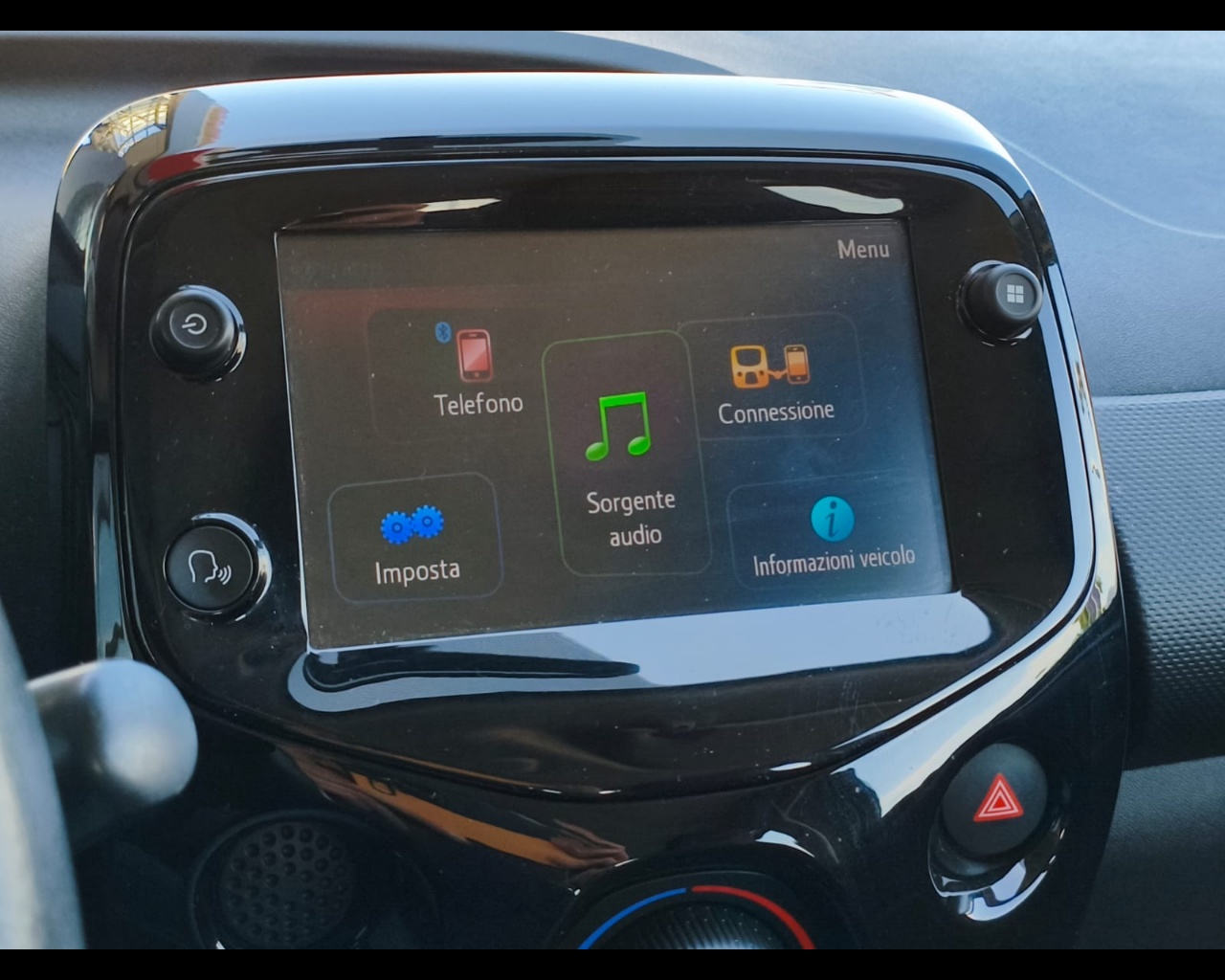 Foto CITROEN C1 5p 1.0 vti Shine s&s 72cv