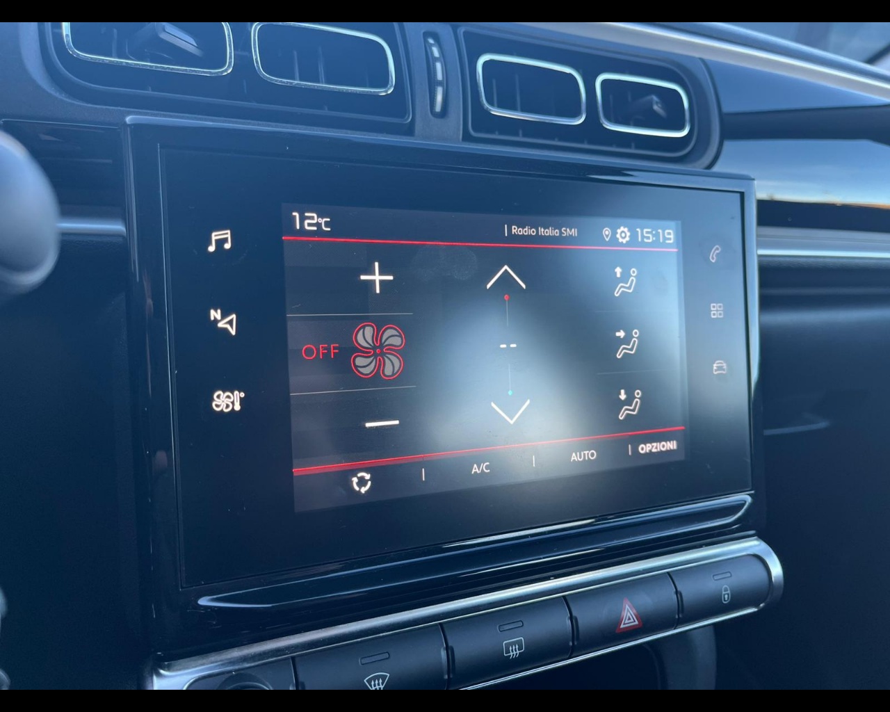 Foto CITROEN C3 1.2 puretech Shine Gpl s&s 83cv neopatentati 