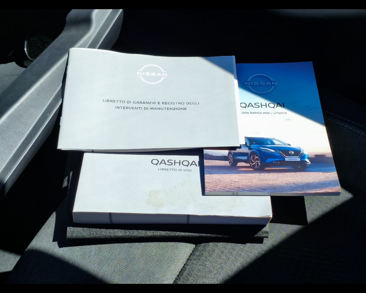 Foto NISSAN Qashqai 1.3 mhev N-Connecta 2wd 140cv