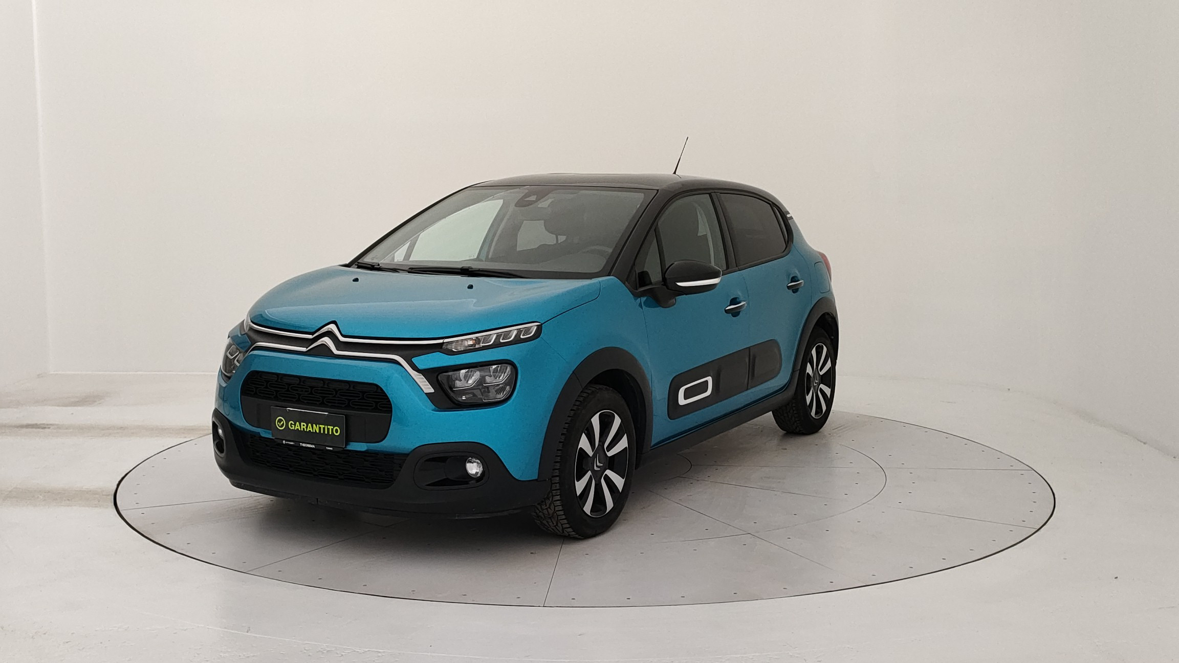 CITROEN C3 C3 1.2 puretech Shine s&s 83cv neopatentati