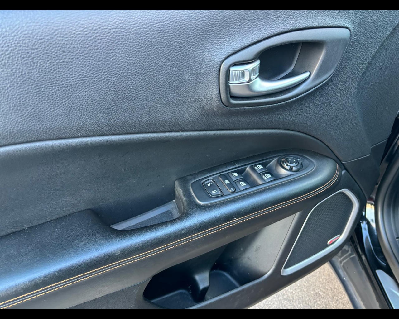 Foto JEEP Compass 2.0 mjt Limited 4wd 140cv auto