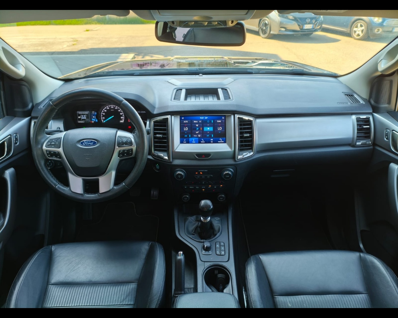 Foto FORD Ranger 2.0 ecoblue double cab Limited 170cv