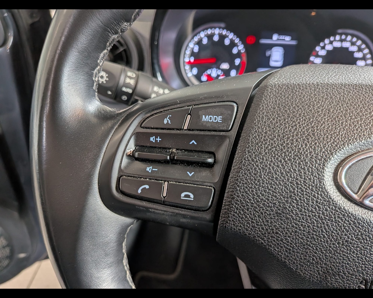 Foto HYUNDAI i10 1.0 mpi Prime