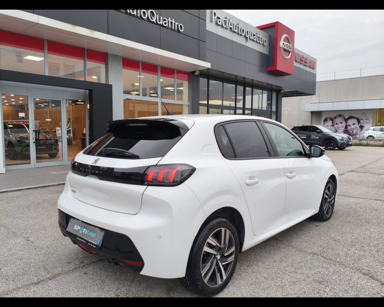 Foto PEUGEOT 208 1.5 bluehdi Allure Pack s&s 100cv