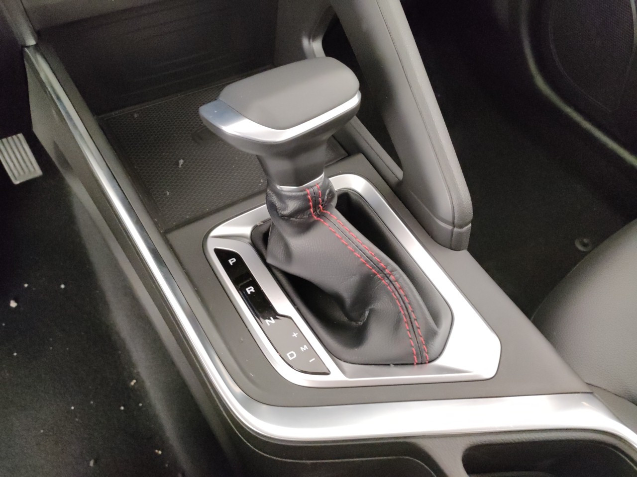 Emc Quattro Nuovo Benzina Quattro Porto Mantovano