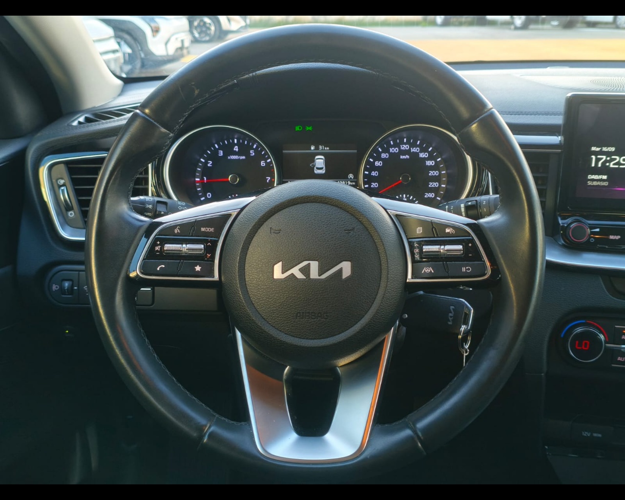 Foto KIA XCeed 1.0 tgdi Gpl Business 117cv mt