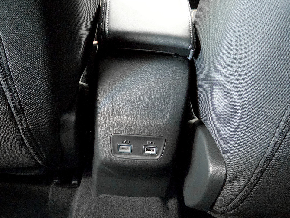 PEUGEOT 208 5P – Business Benzina 100 S&S Benzina km0 - 17