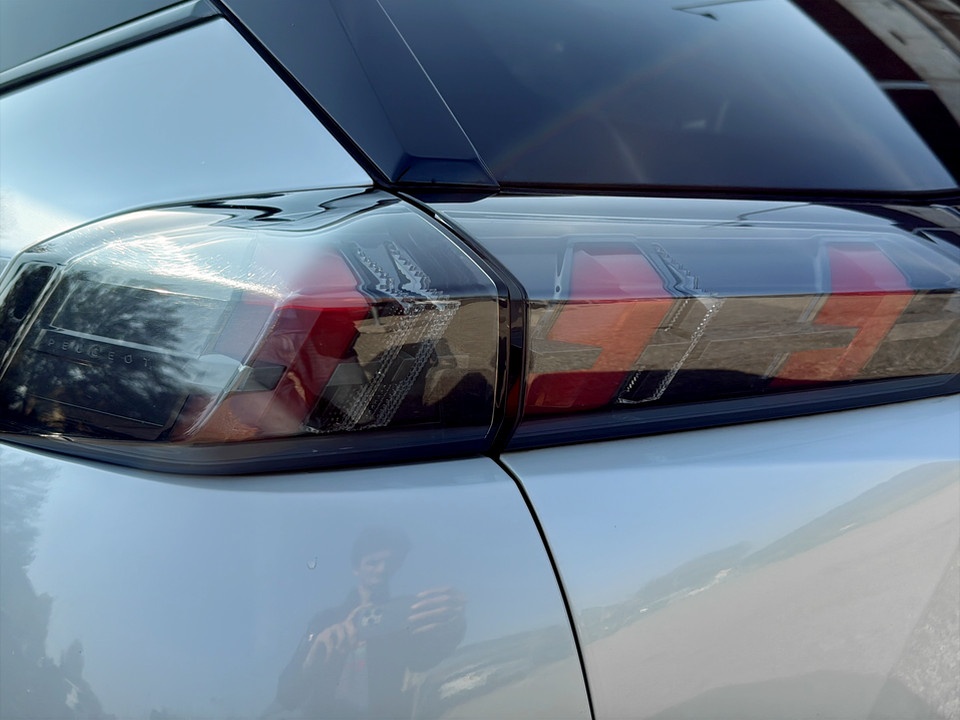 PEUGEOT 2008 1.5 bluehdi Allure s&s 110cv Diesel usato - 18