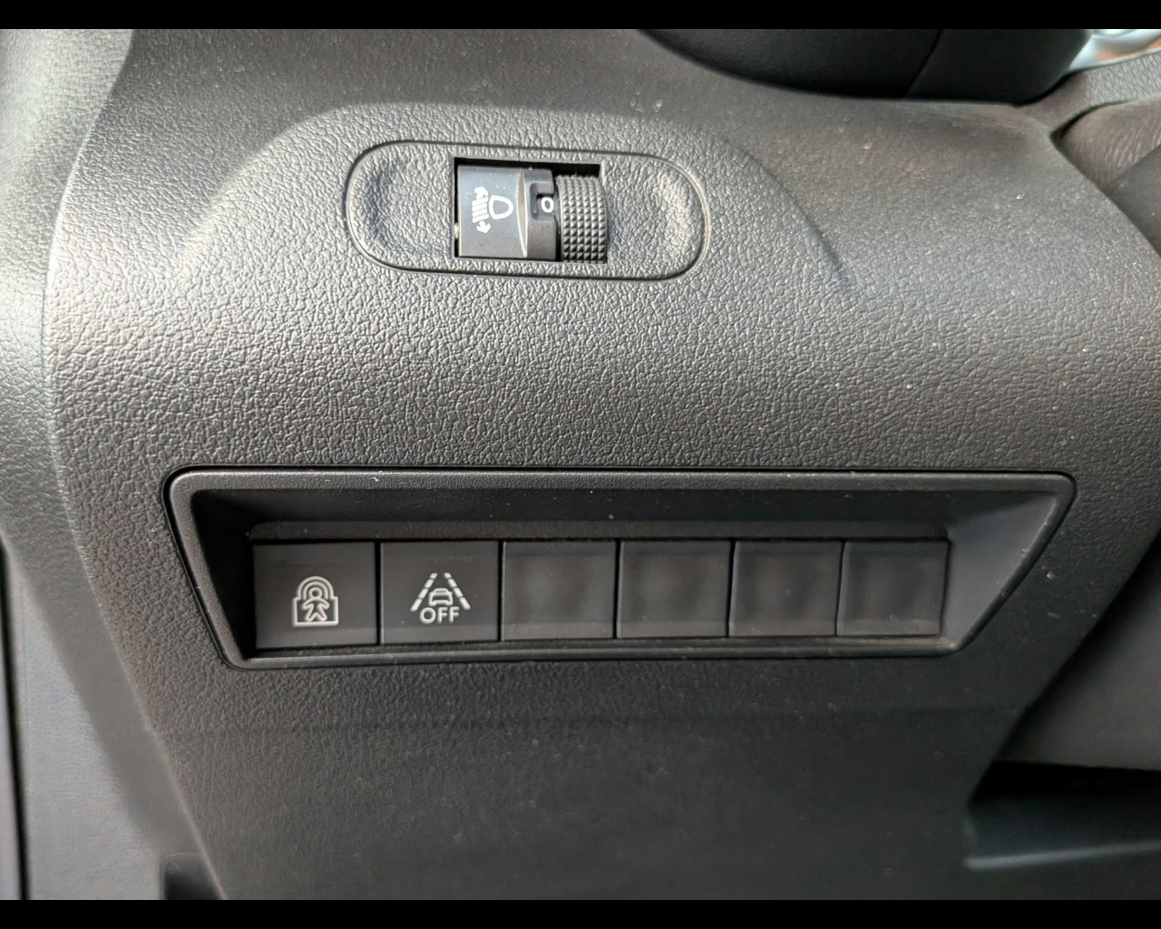 Foto CITROEN Berlingo 1.5 bluehdi M Feel s&s 100cv