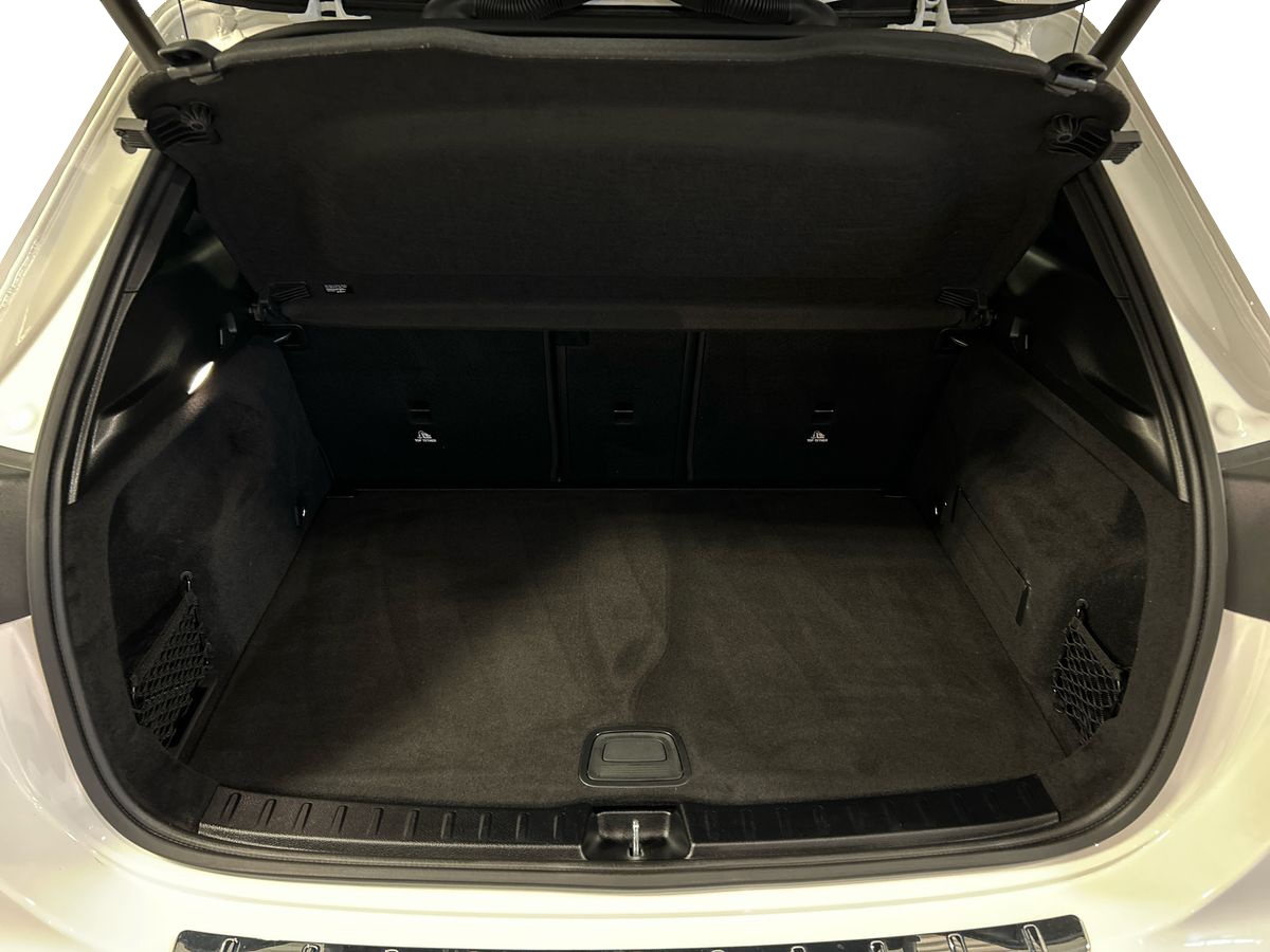 Mercedes GLA GLA 200 D Premium 4Matic 8G-DCT - 8