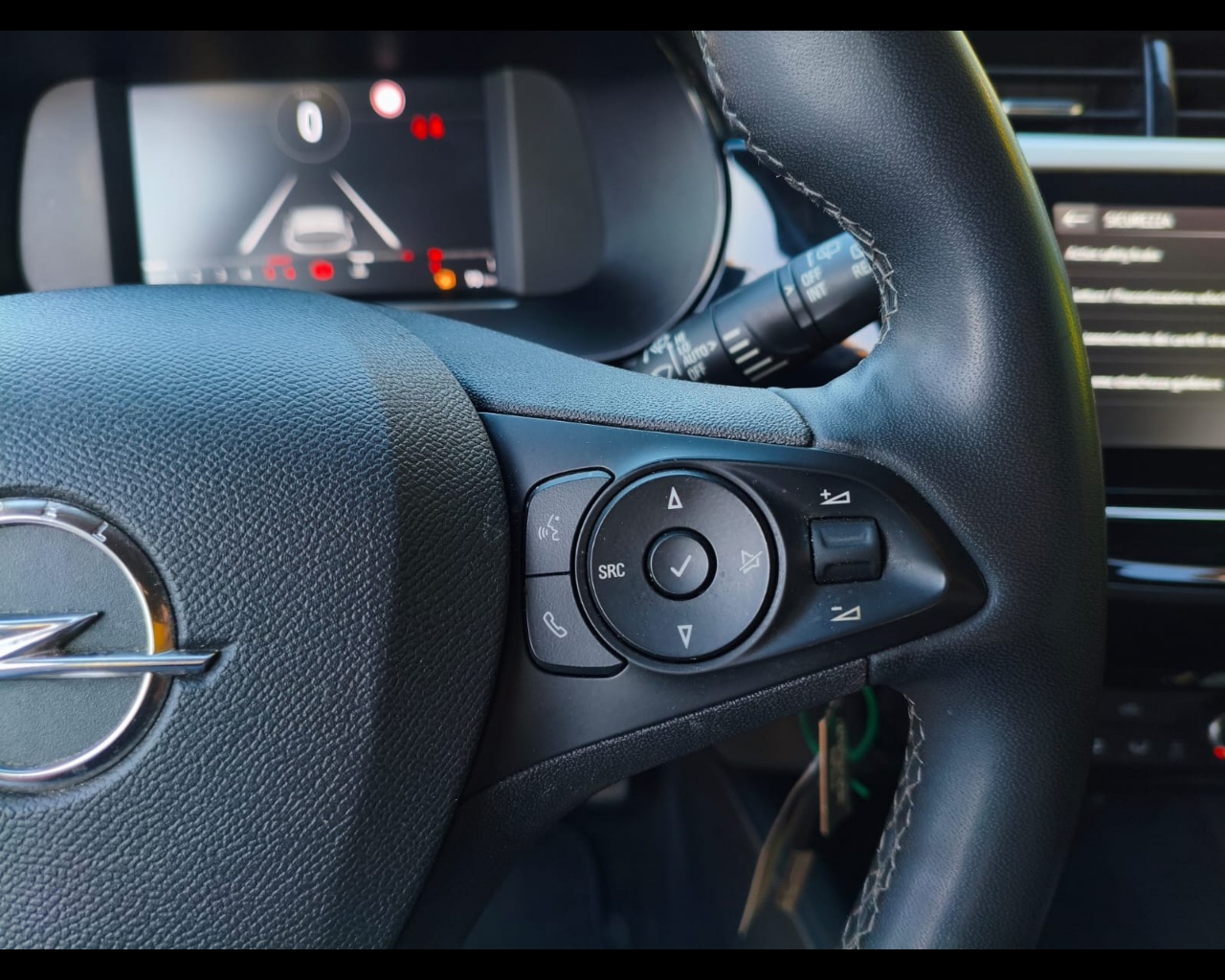 Foto OPEL Corsa 1.5 D&T s&s 100cv