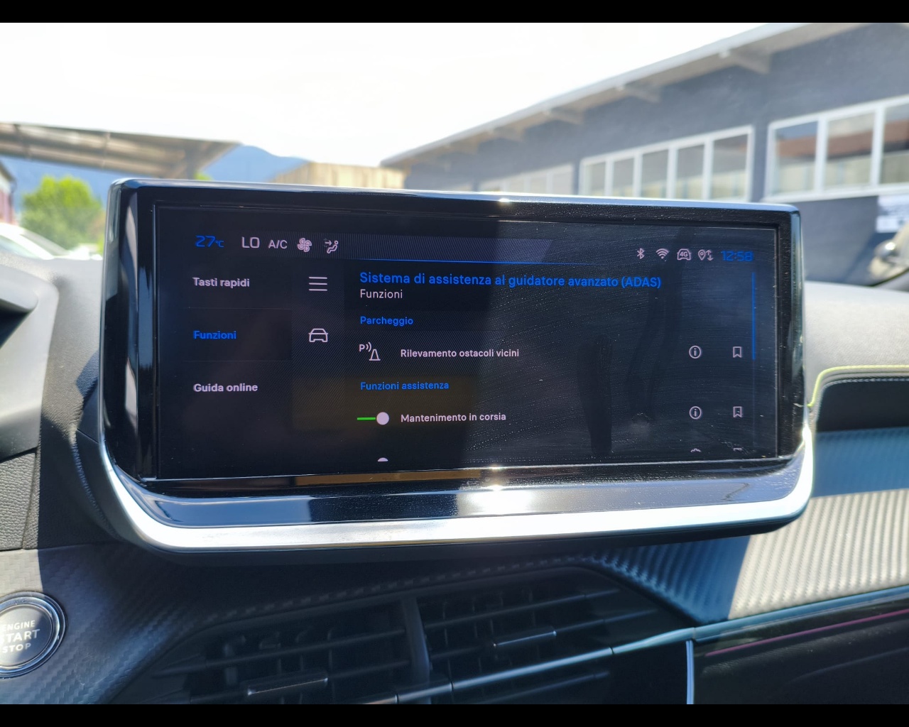 Foto PEUGEOT 2008 54 kWh GT