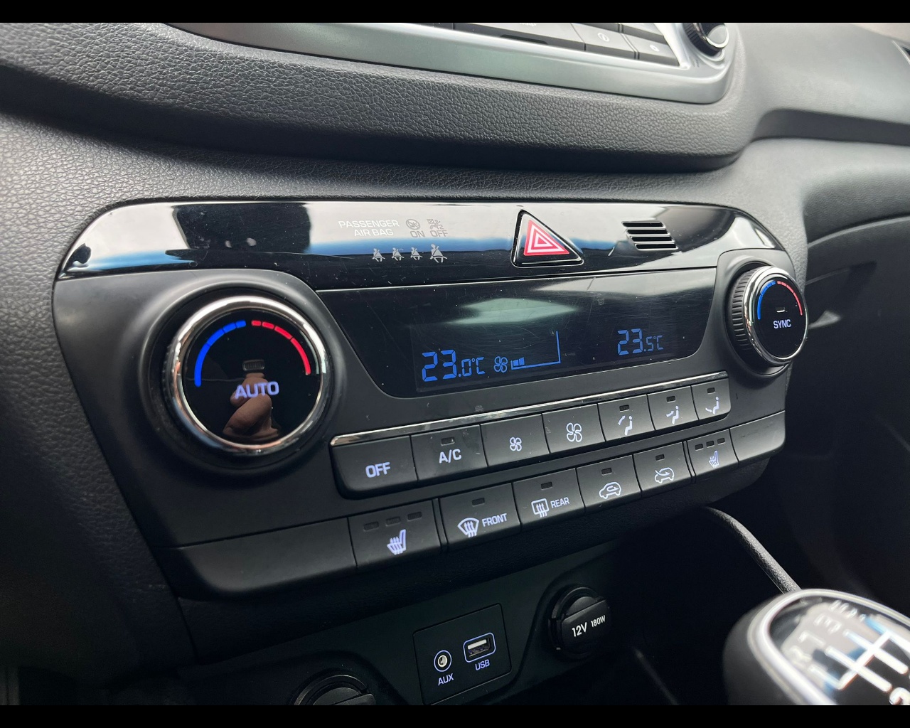 Foto HYUNDAI Tucson 1.7 crdi Xpossible 2wd 115cv