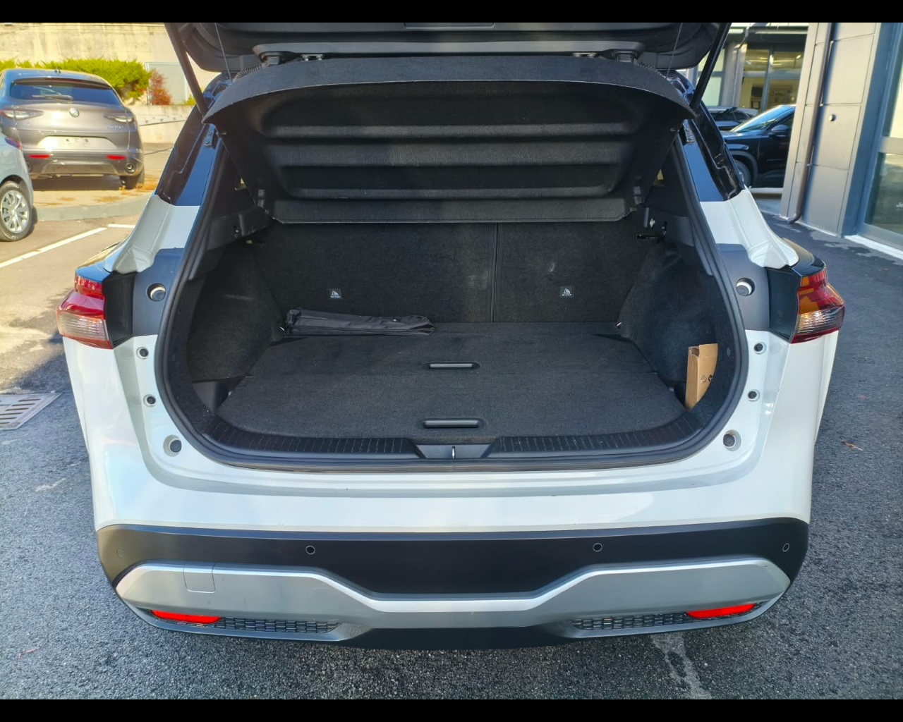 Foto NISSAN Qashqai 1.3 mhev N-Connecta 2wd 140cv