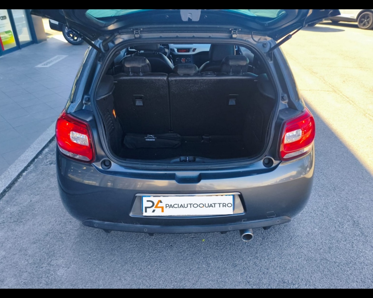 Foto CITROEN DS3 1.4 hdi So Chic 70cv