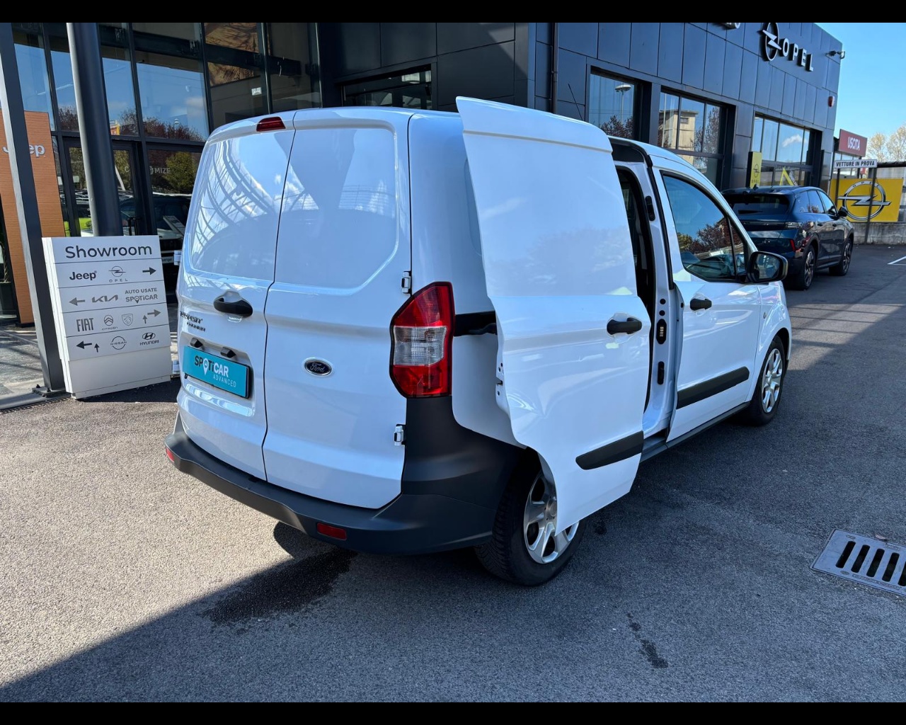 Foto FORD Transit Courier 1.5 tdci 75cv S&S Trend 