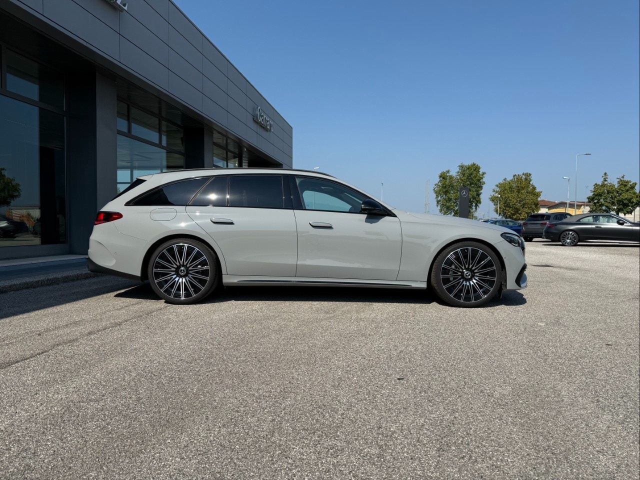 Mercedes Classe E Station Wagon Classe E SW 220 d AMG Line PREMIUM PLUS - 9