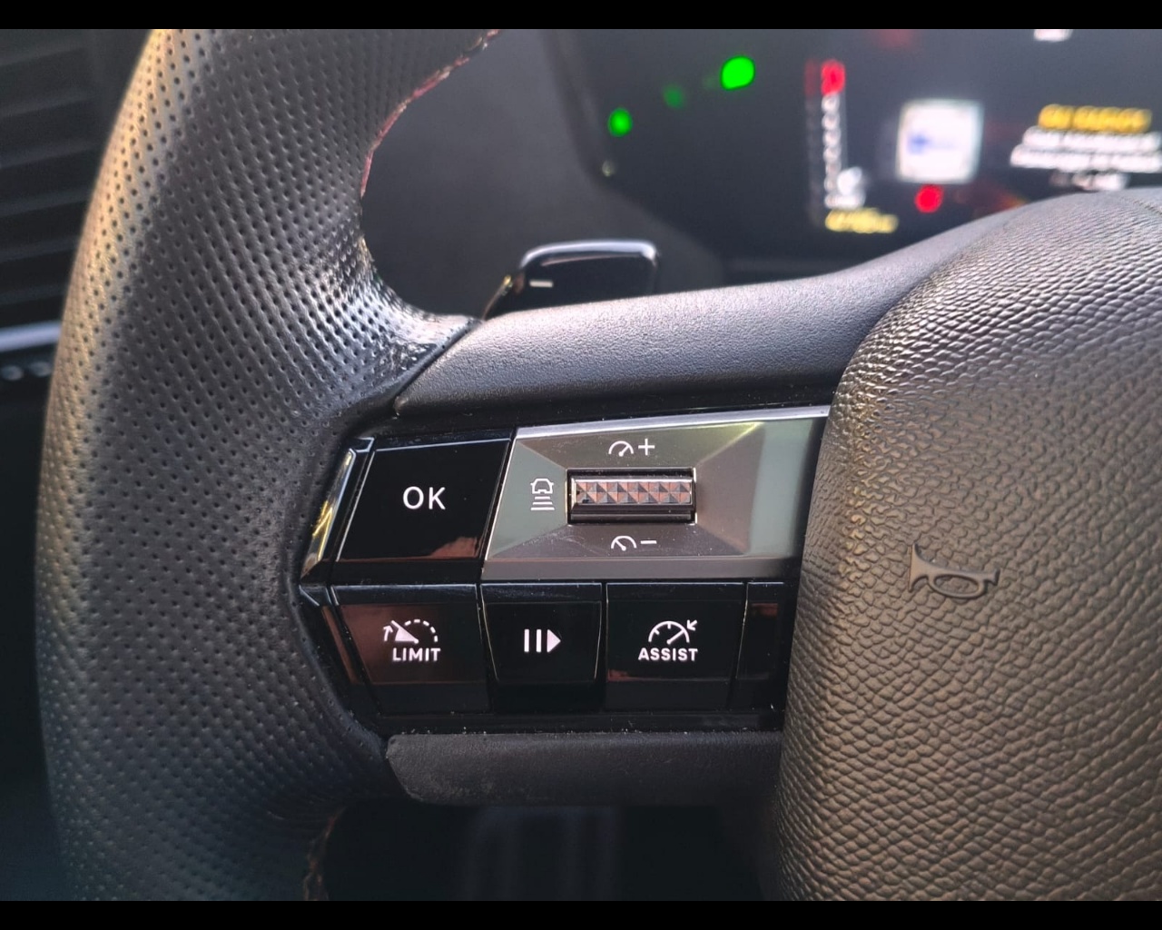 Foto DS DS4 1.2 puretech Performance Line+ 130cv auto