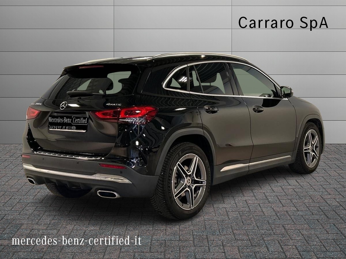 Mercedes GLA GLA 200 D Premium 4Matic 8G-DCT - 2