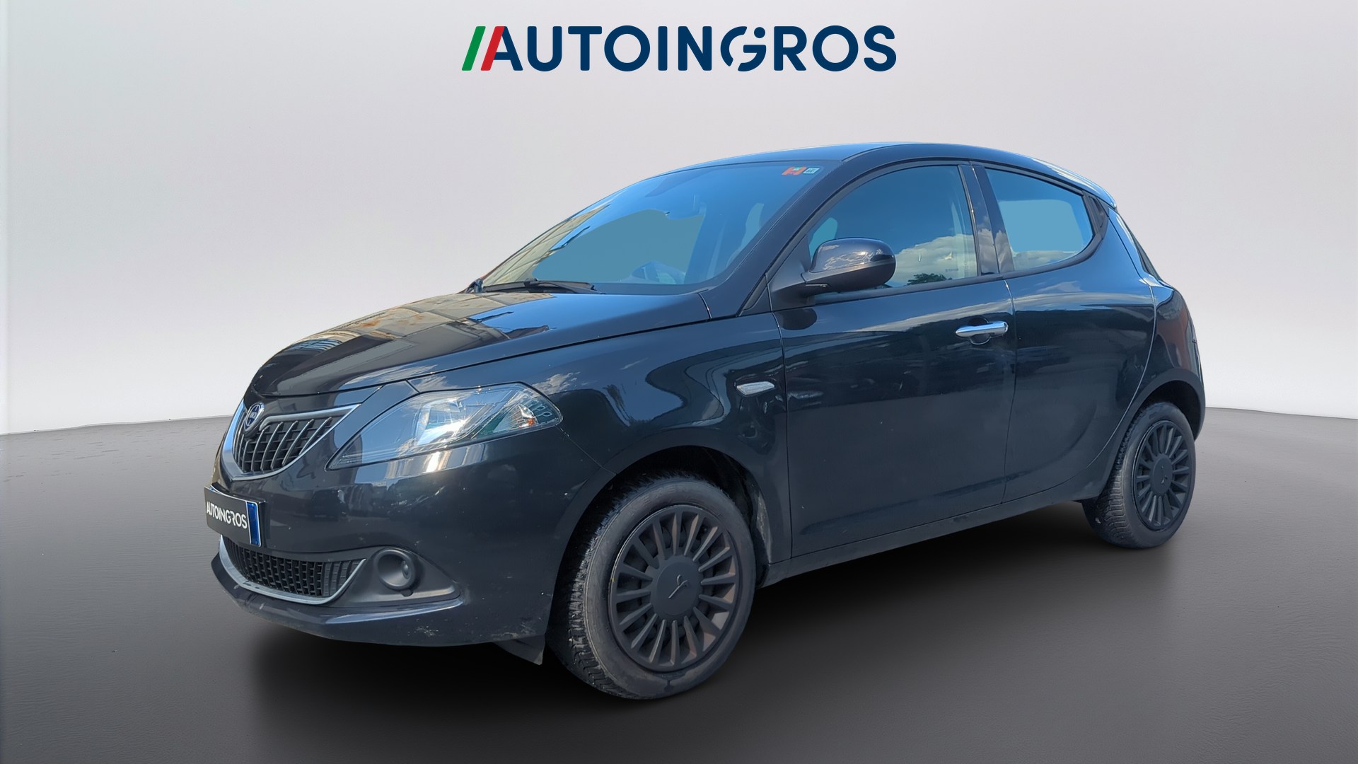 LANCIA Ypsilon Ypsilon 1.0 firefly hybrid Silver s&s 70c