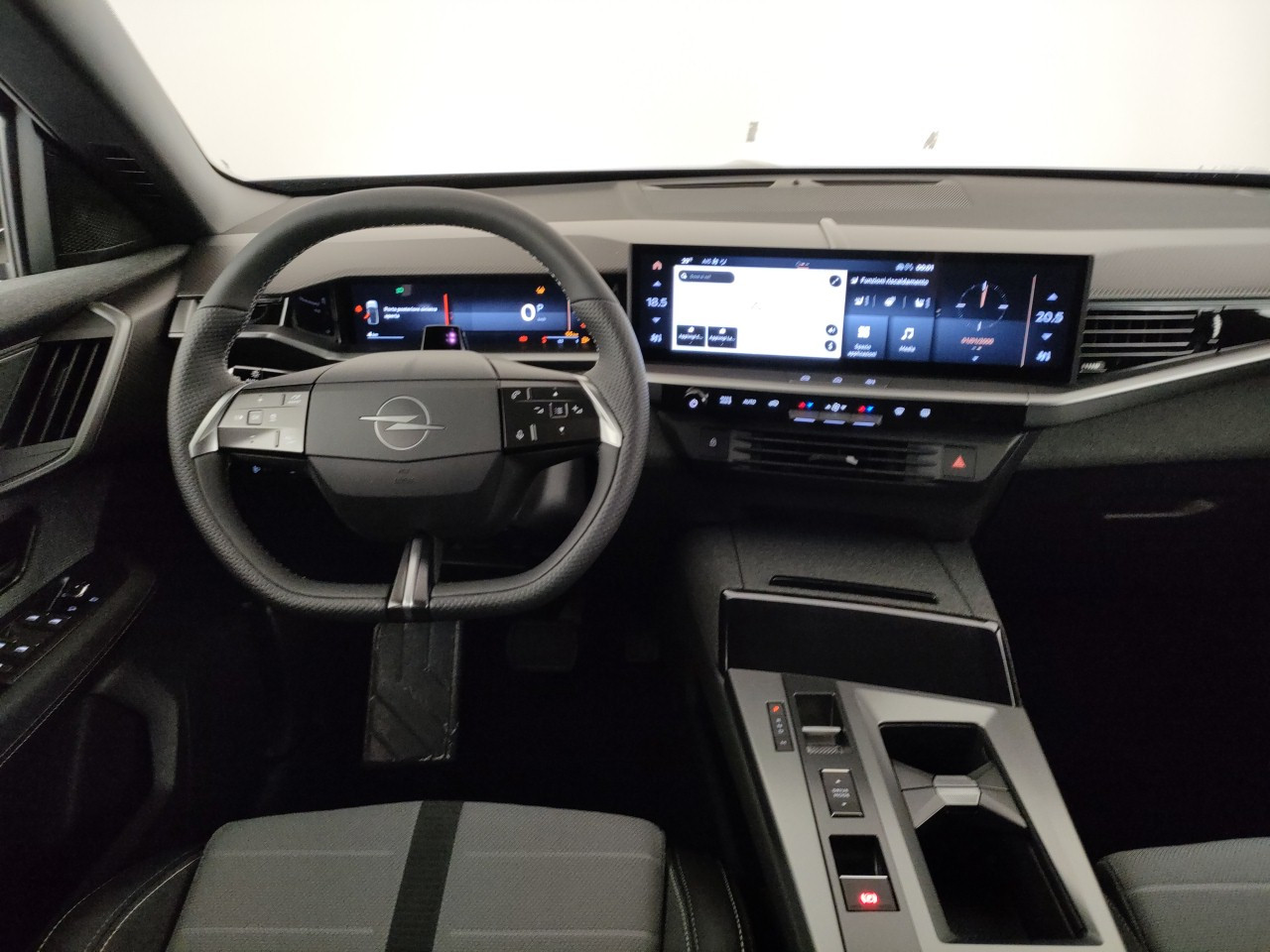 Opel Grandland Nuovo Ibrido benzina Grandland Porto Mantovano