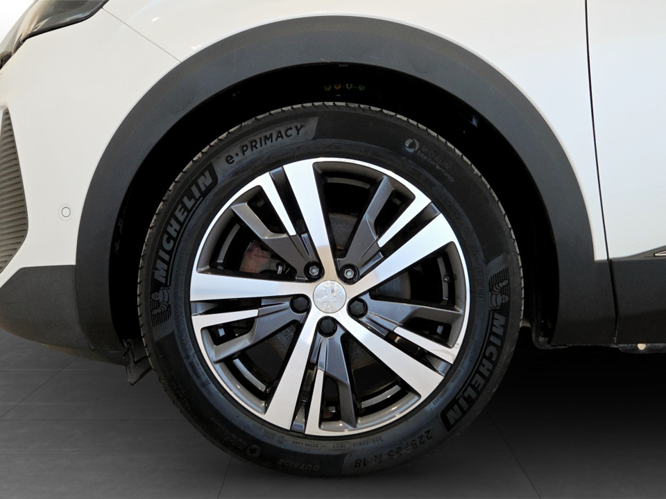 PEUGEOT 3008 1.5 bluehdi Active s&s 130cv eat8 Diesel usato - 19