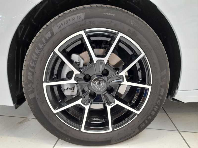 208 Ii - 208 1.2 Hybrid Style 110cv E-dcs 6