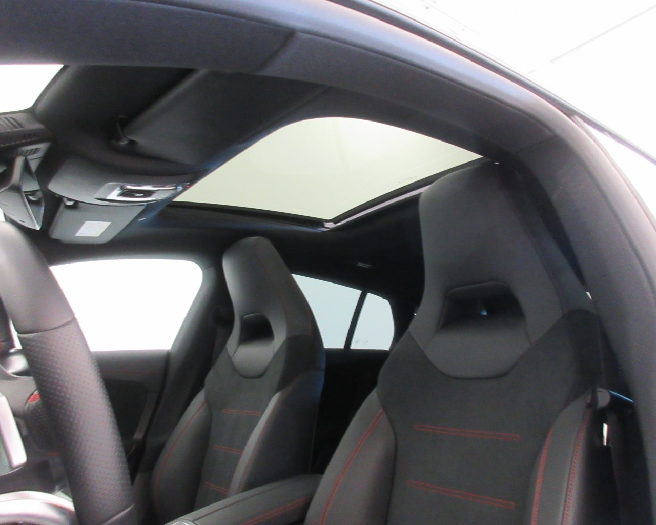 Mercedes CLA Shooting Brake CLA Shooting Brake 200 D Premium 8G-DCT - 13