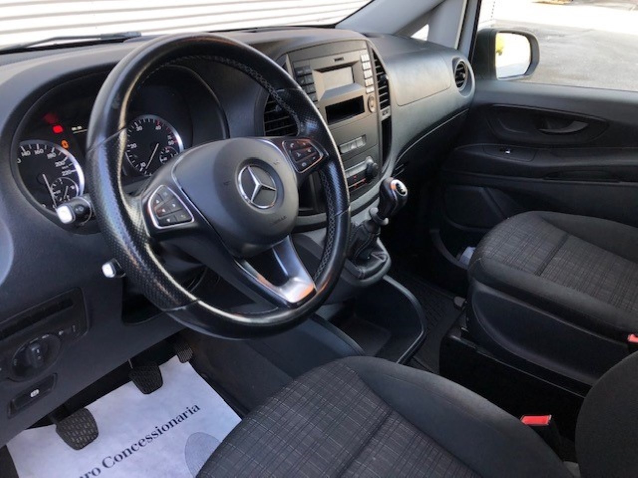 Mercedes Vito vito 111 cdi extralong mixto E6 - 9