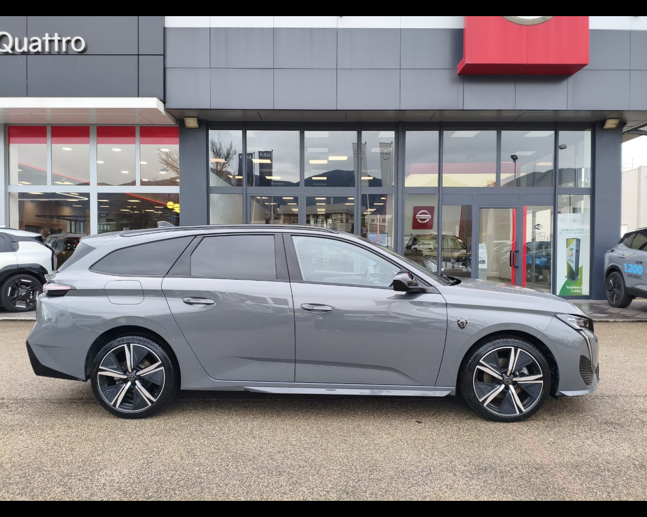 Foto PEUGEOT 308 SW 1.5 bluehdi GT s&s 130cv eat8 N1