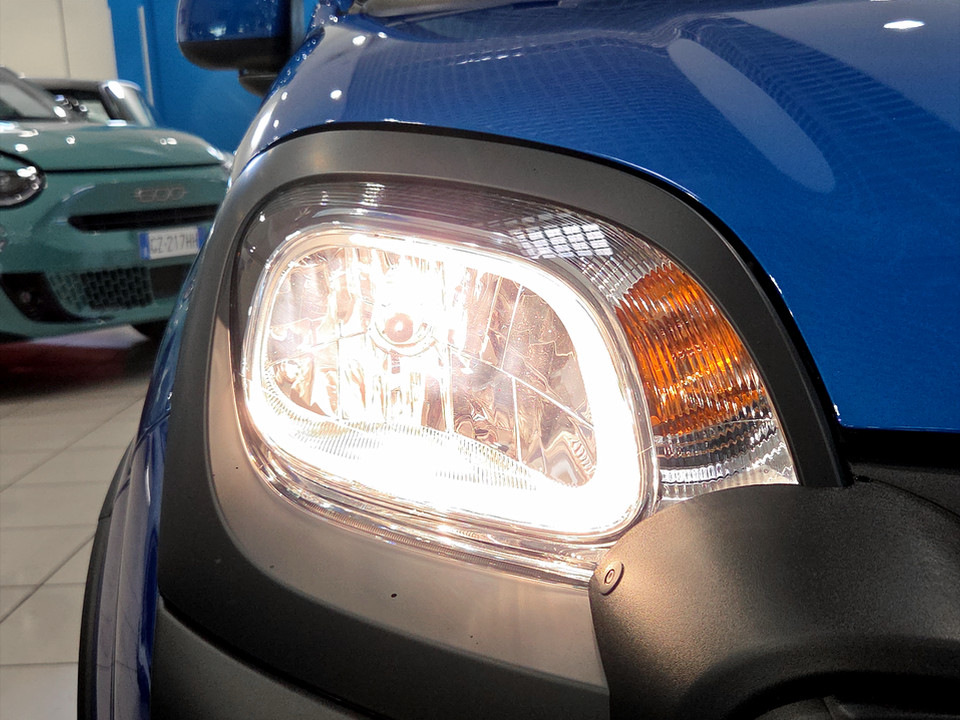 FIAT Panda Pandina 1.0 65cv Hybrid Cross Ibrida km0 - 20