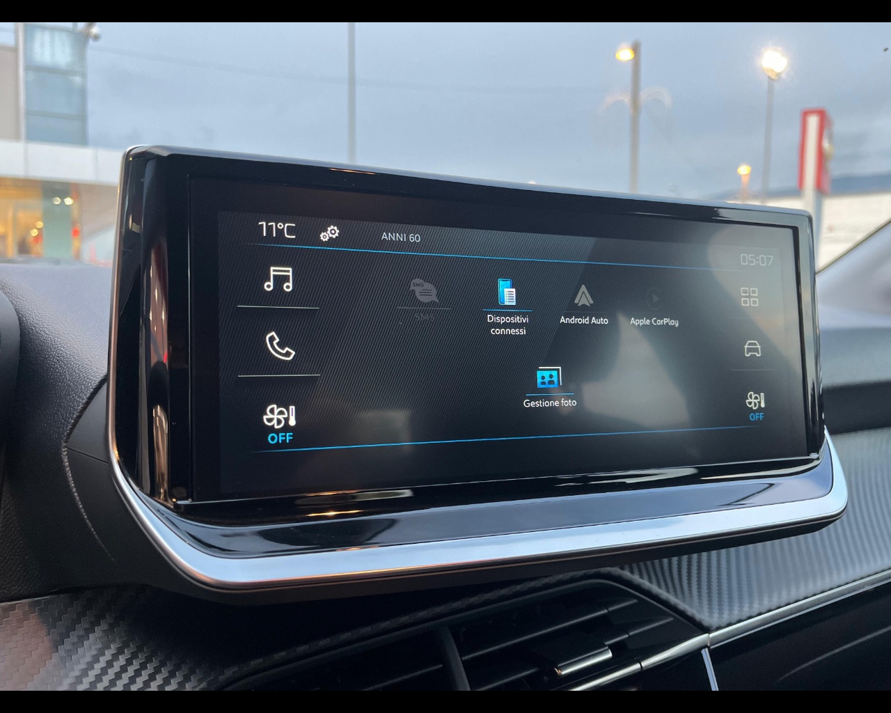 Foto PEUGEOT 208 1.2 hybrid Style 100cv e-dcs 6