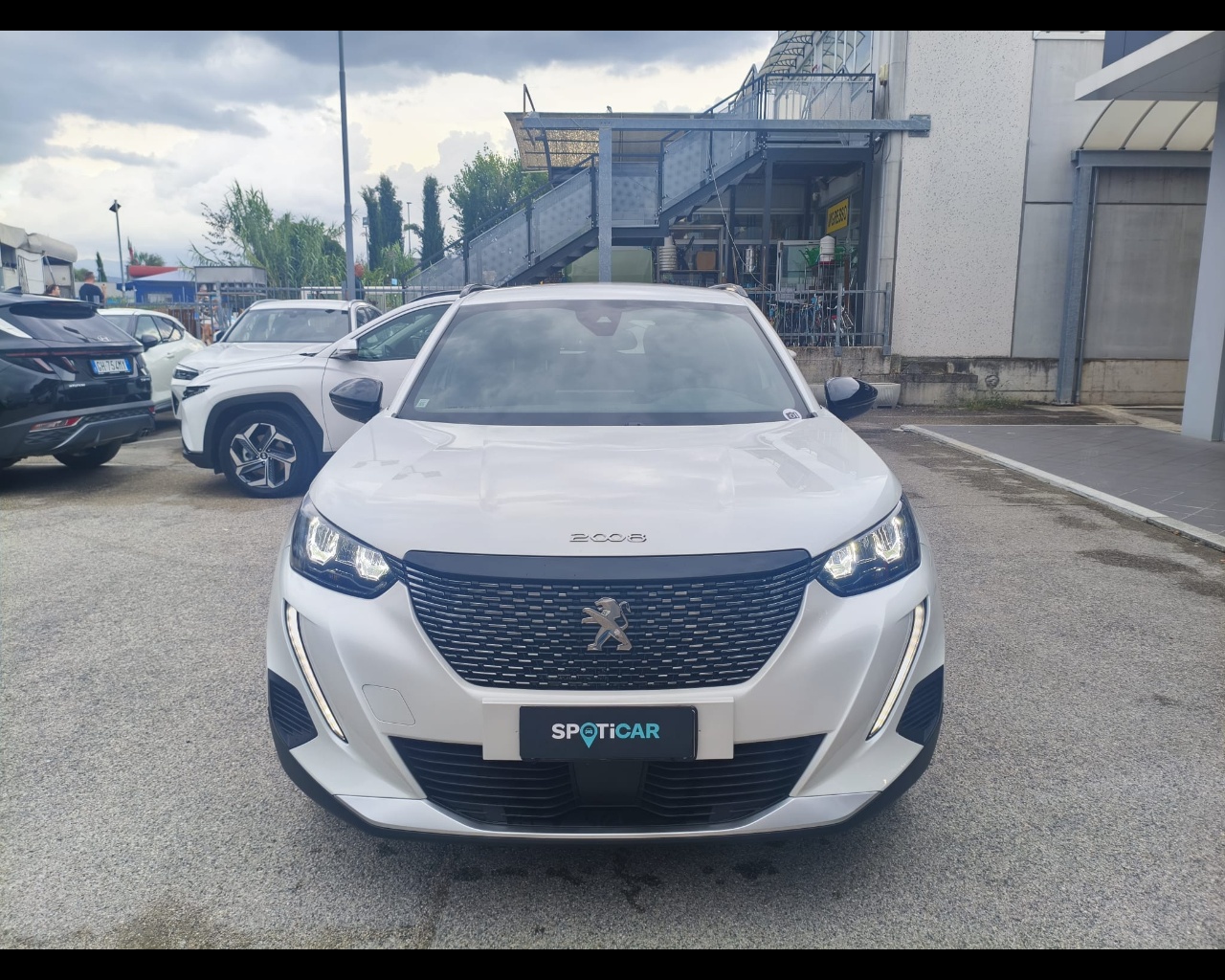 Foto PEUGEOT 2008 1.5 bluehdi Allure Pack s&s 130cv eat8