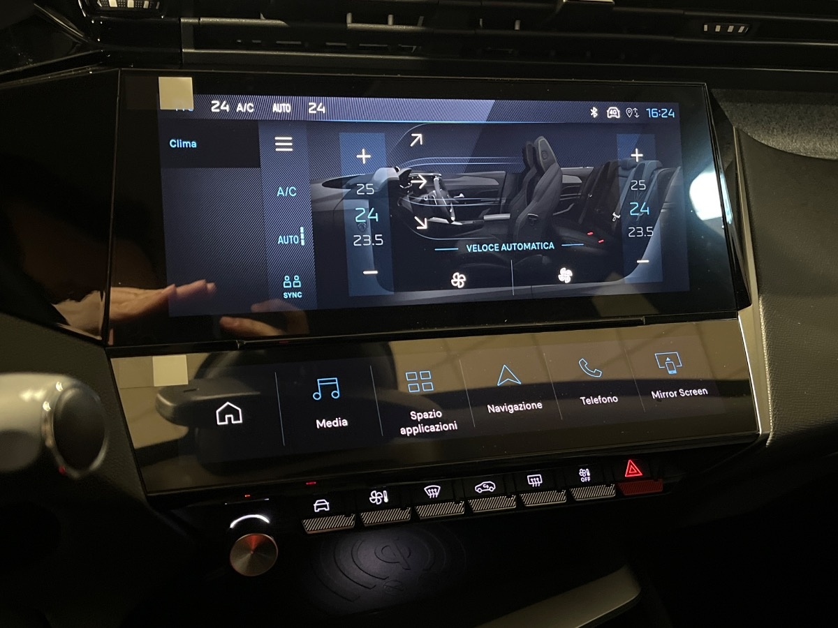 Peugeot 308 Nuovo Ibrido benzina 308 Verona